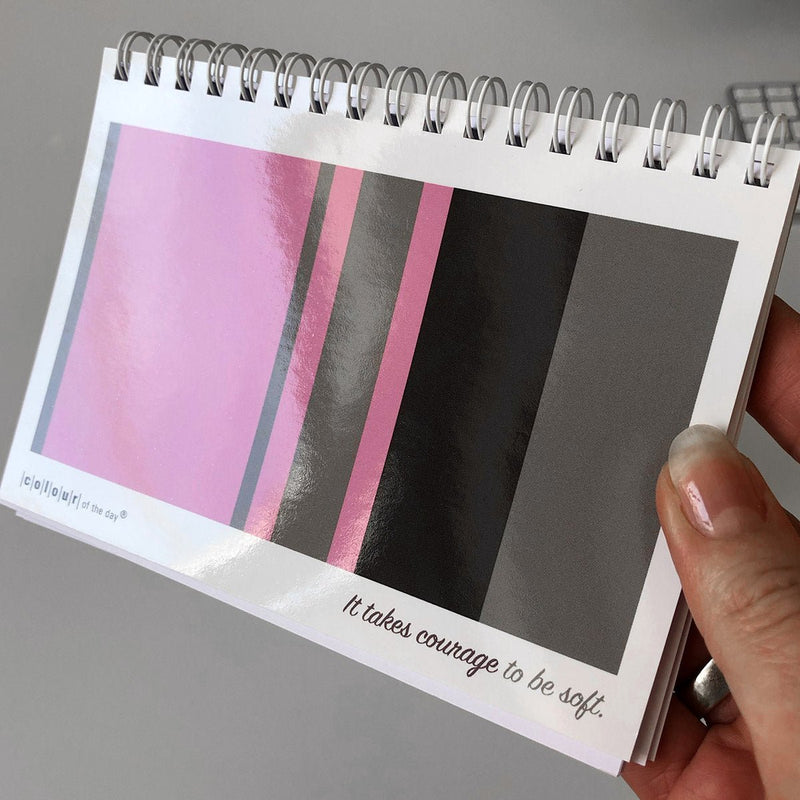 Notizblock im Handtaschenformat: "it takes courage to be soft" - Notizblock - |c|o|l|o|u|r| of the day®